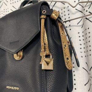 Michael kors bookbag purse